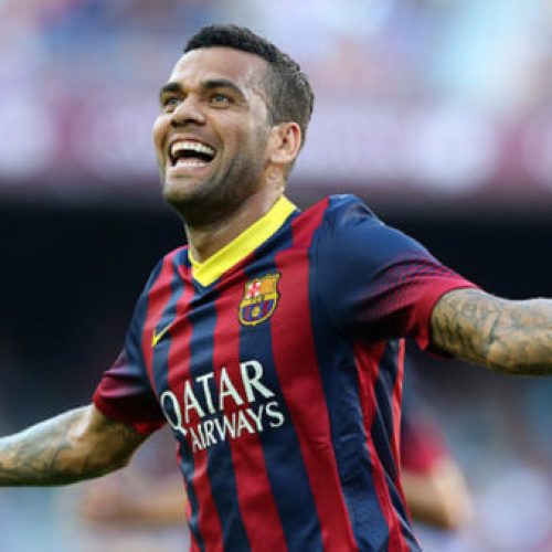 Alves leaves Barcelona