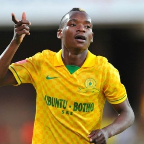 Billiat nursing groin injury