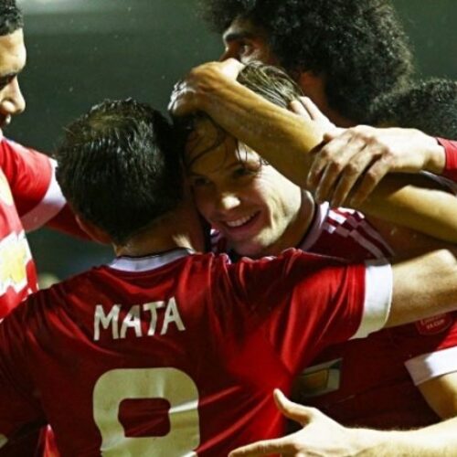 Mata, Fellani fire United past Hull