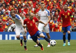 Read more about the article Spain face Italy in titanic clash