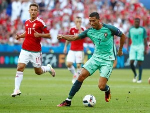 Read more about the article Ronaldo shows off his skills