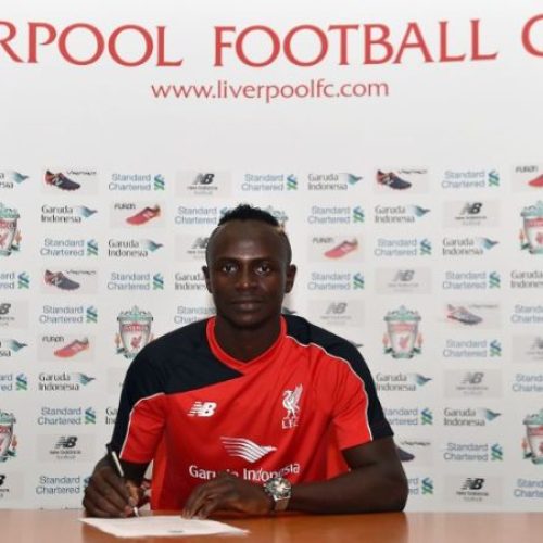 Mane completes Liverpool move