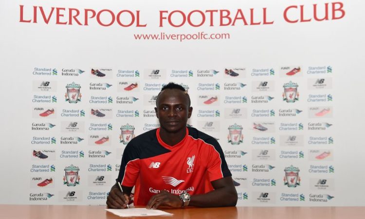 You are currently viewing Mane completes Liverpool move