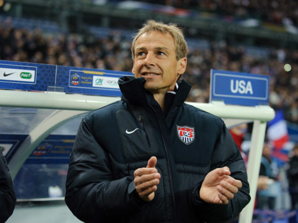 You are currently viewing Hoddle, Klinsmann tipped for England job