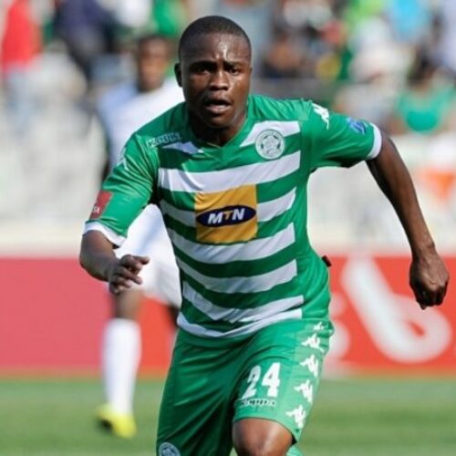 Pelembe set for Arrows loan