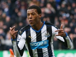 Read more about the article Wijnaldum linked with Everton switch
