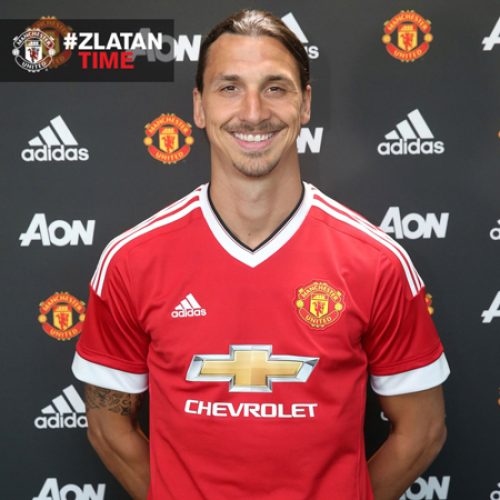 Ibra completes move to United
