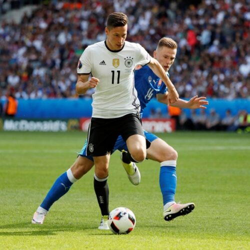 Draxler to remain at Wolfsburg – Allofs