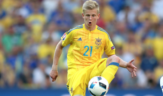 You are currently viewing City sign Ukraine teen Zinchenko