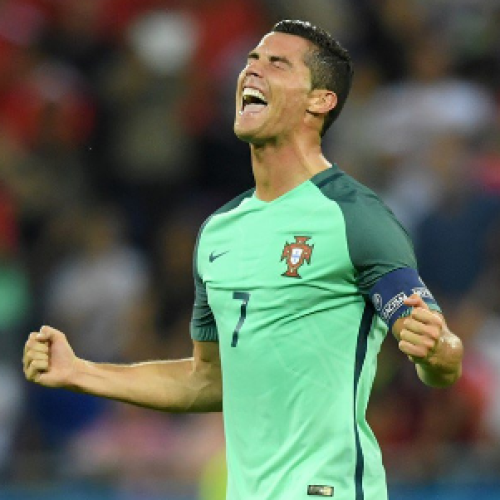 Ronaldo picks Cristiano over Messi