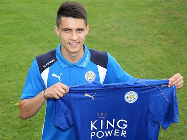 You are currently viewing Leicester swoop in for Kapustka