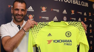 Read more about the article Chelsea complete Eduardo deal