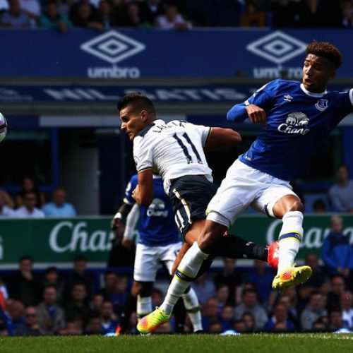 Everton open with Spurs stalemate