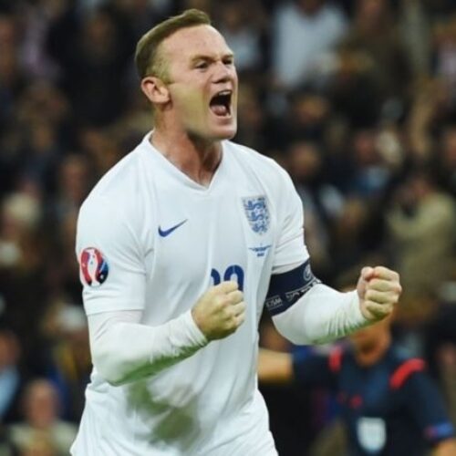Rooney slams Hodgson’s tactics