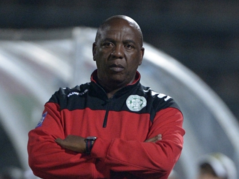 You are currently viewing Letsoaka hails Middendorp’s tactics