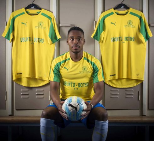 You are currently viewing Sundowns show off new Puma kits