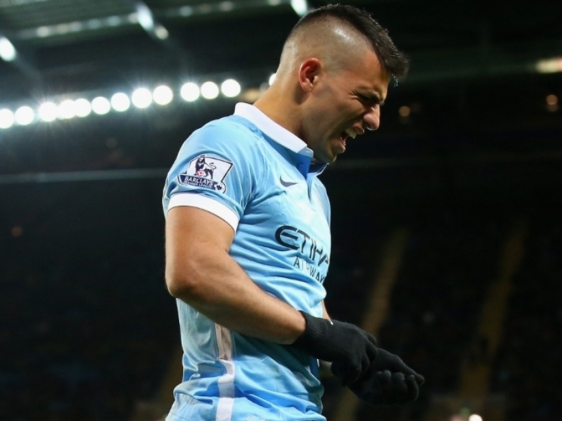You are currently viewing Aguero tipped to dethrone Kane