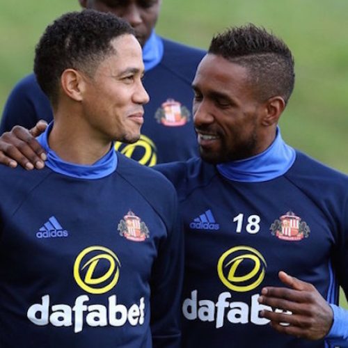 Pienaar completes Sunderland move