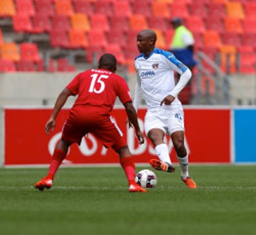 You are currently viewing Hunt praises new boy Mlambo
