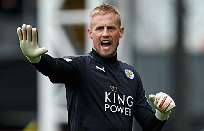 You are currently viewing Leicester to assess Schmeichel’s fitness