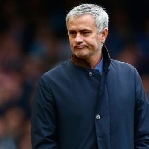 Mourinho hails United display against Spurs