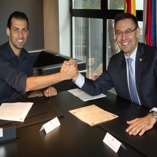 Busquets renews Barca deal