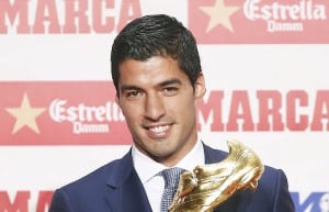 Read more about the article Suarez, Evra make peace