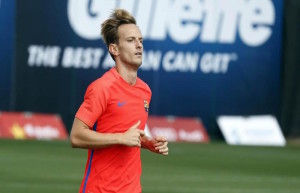 Read more about the article Enrique dismisses Rakitic’s City move