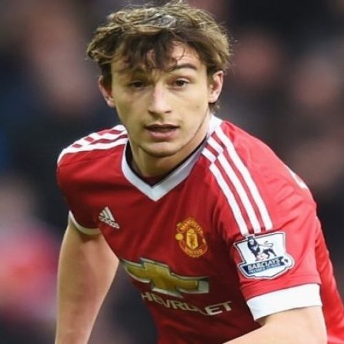 Agent opens the door for Darmian exit