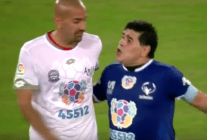 Read more about the article Maradona, Veron clash at ‘peace match’