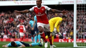 Read more about the article Arsenal gun down the Swans