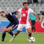 Rivaldo Coetzee gets away from Eleazar Rodgers