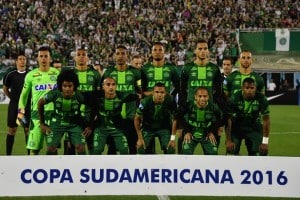 Read more about the article Chapecoense air disaster survivor takes first step