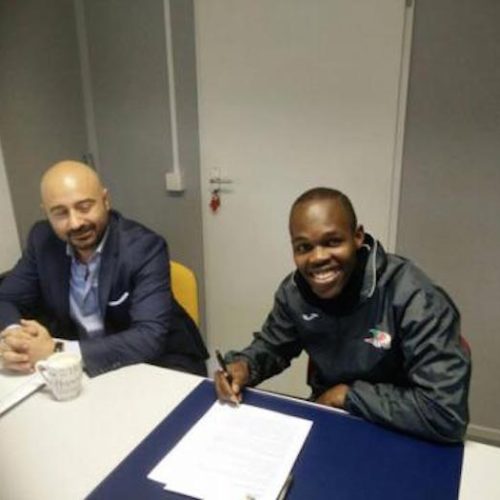 Musona signs new KV Oostende deal
