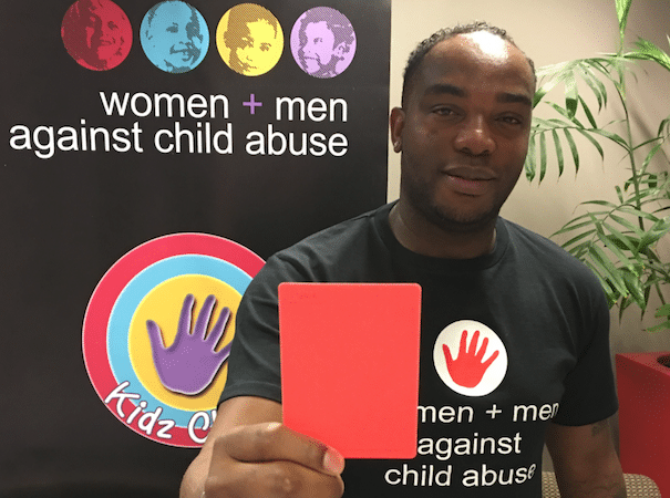 You are currently viewing Benni shows child abuse the red card