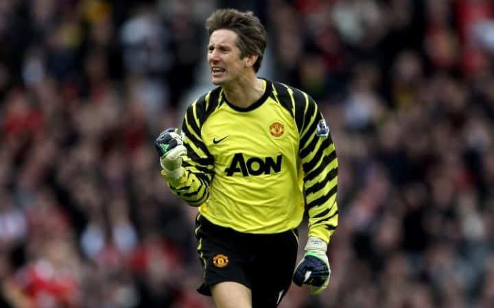 You are currently viewing Efstathiou delighted by van der Sar’s appointment