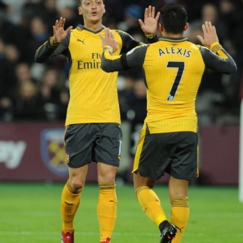 Arsenal cruise past West Ham