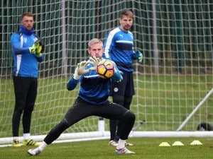 Read more about the article Schmeichel, Drinkwater face late fitness test