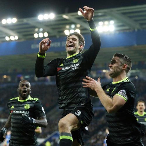 Chelsea cruise past Leicester