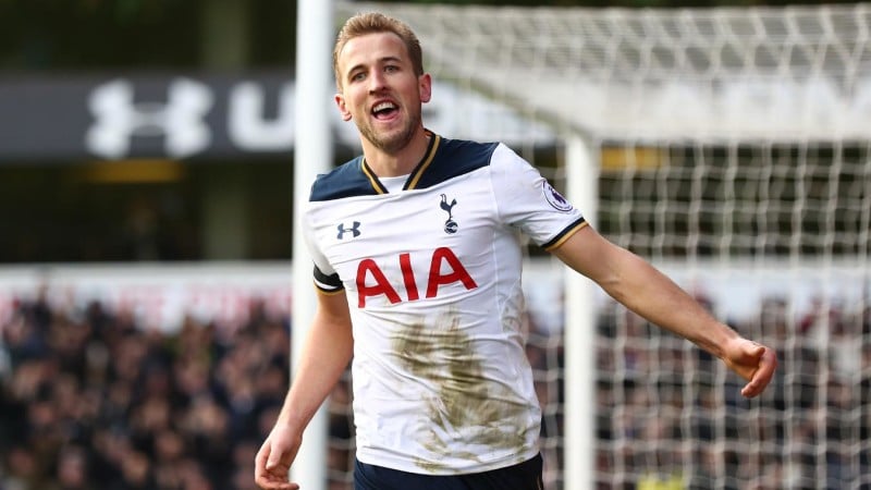 You are currently viewing Kane hat-trick helps Spurs win big