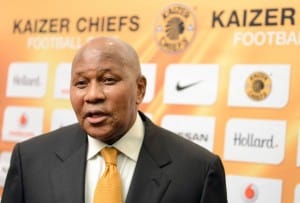 Read more about the article Motaung urges Chiefs supporters to stay home 