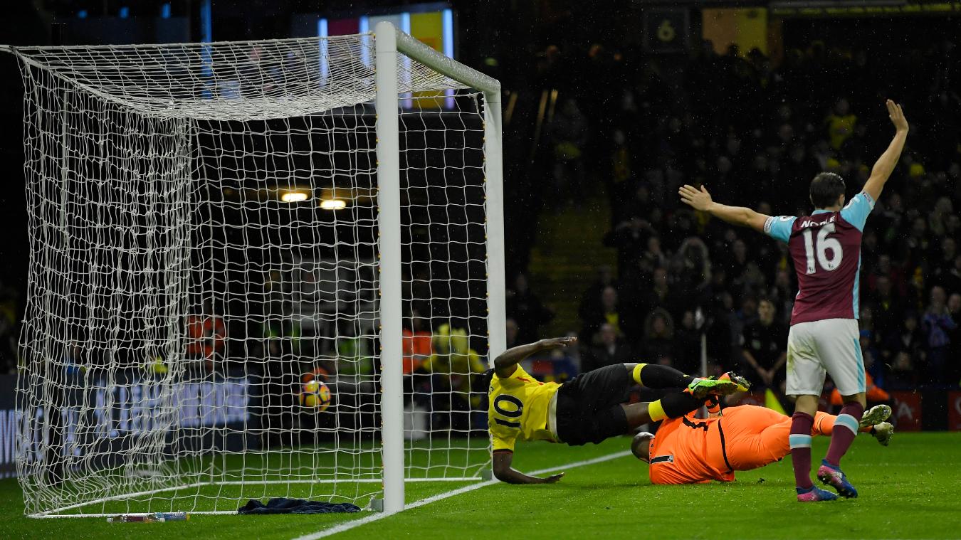 You are currently viewing Antonio sees red as West Ham and Watford draw