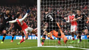 Read more about the article Sanchez fires Arsenal past Hull City