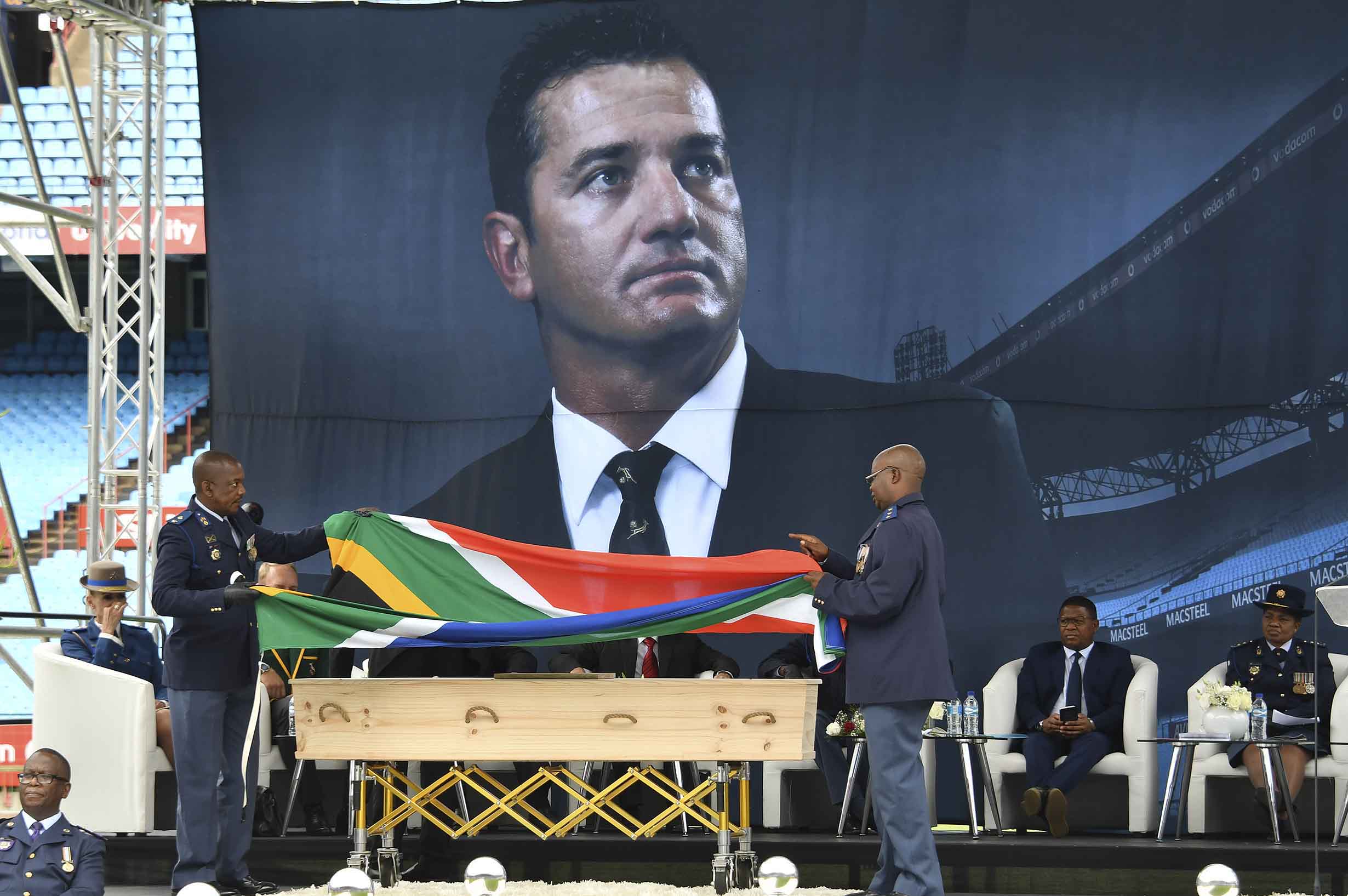 You are currently viewing Tears flow at moving Joost memorial service