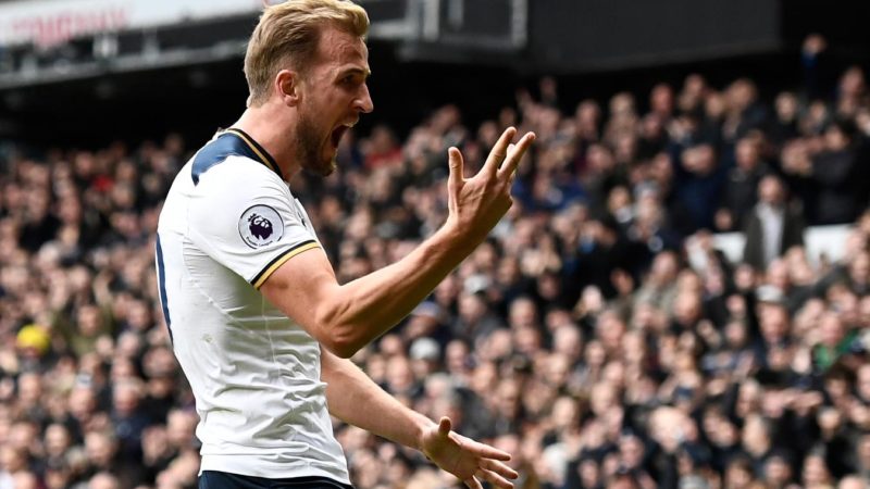 You are currently viewing Kane hat-trick blows Stoke away