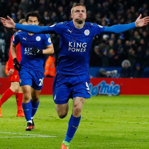 Vardy runs rampant in Leicester win