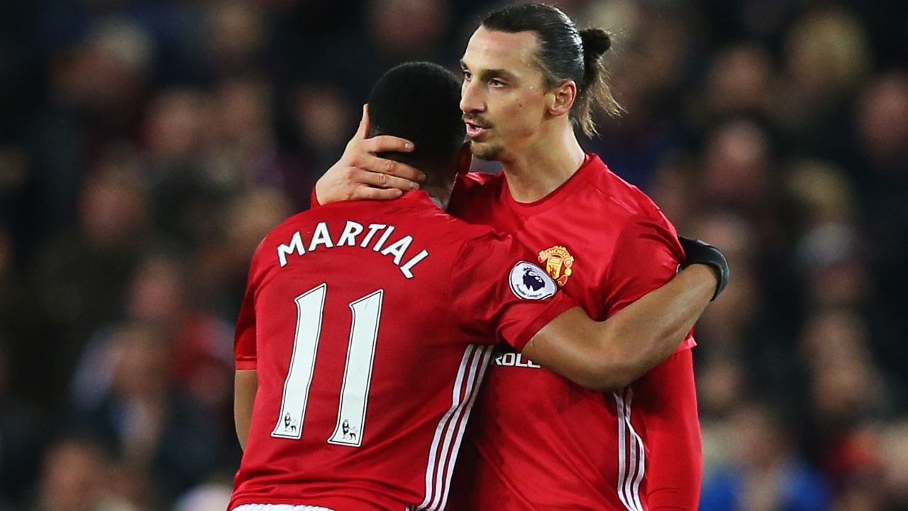 You are currently viewing Ibrahimovic praises Martial’s professionalism
