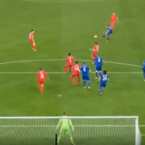 WATCH: Drinkwater’s thunderous half-volley