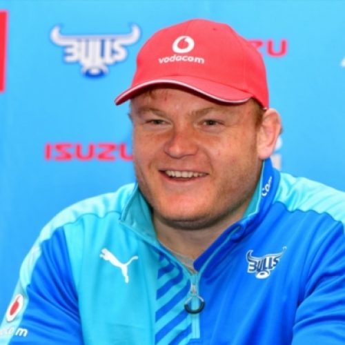 Strauss back as Bulls captain