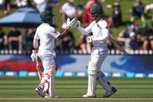 Read more about the article Bavuma, De Kock put Proteas in pound seats